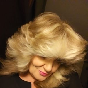 Meet your Posher, Amber